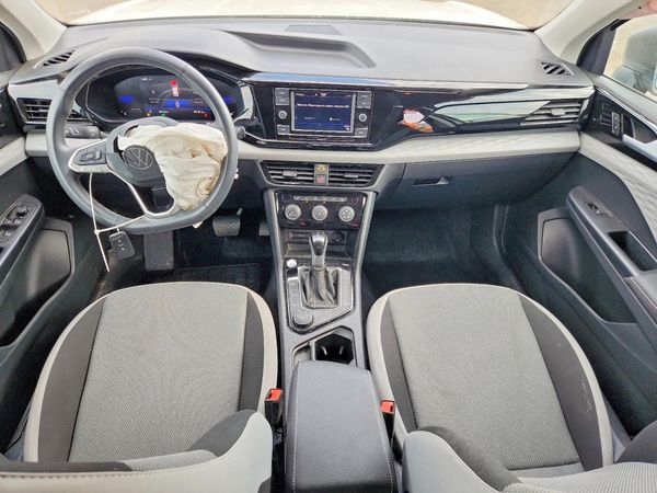 2024 VOLKSWAGEN TAOS