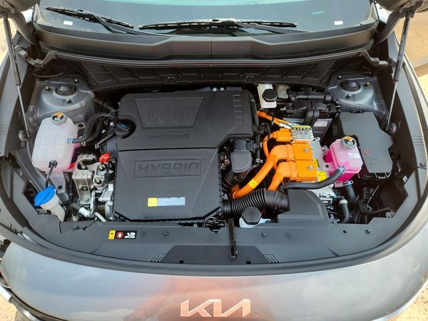 2026 KIA NIRO LX