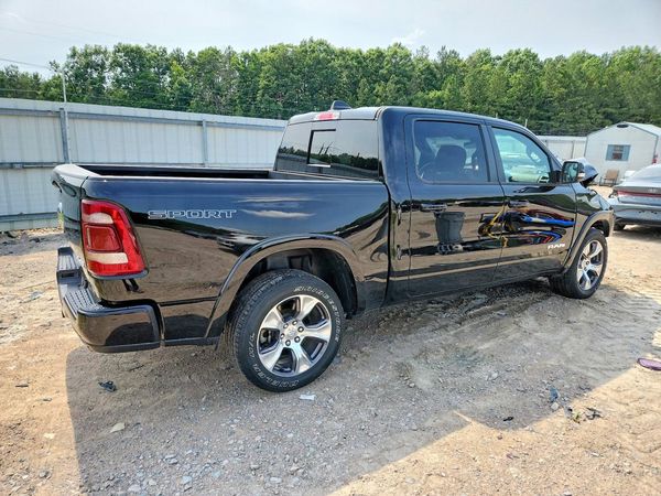 2022 DODGE 1500 LARAMIE