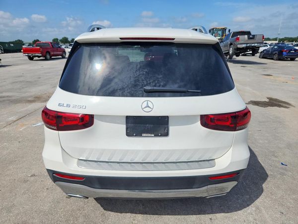 2020 MERCEDES-BENZ GLB