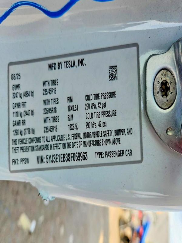 2025 TESLA MODEL 3