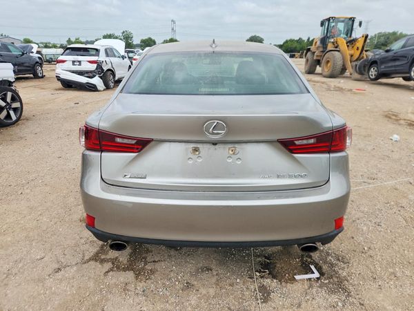2016 LEXUS IS 300
