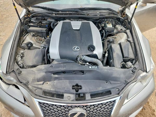 2016 LEXUS IS 300
