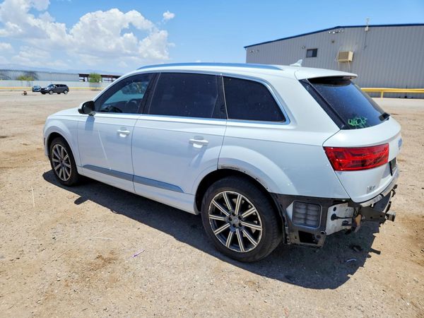 2017 AUDI Q7 quattro Premium Plus