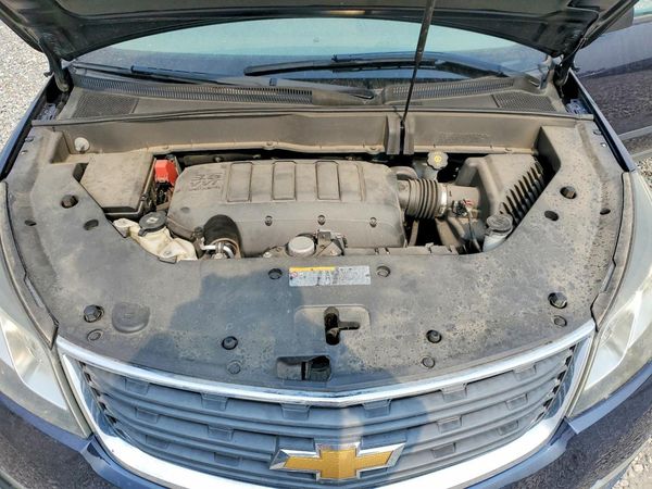 2016 CHEVROLET TRAVERSE LS — Engine bay
