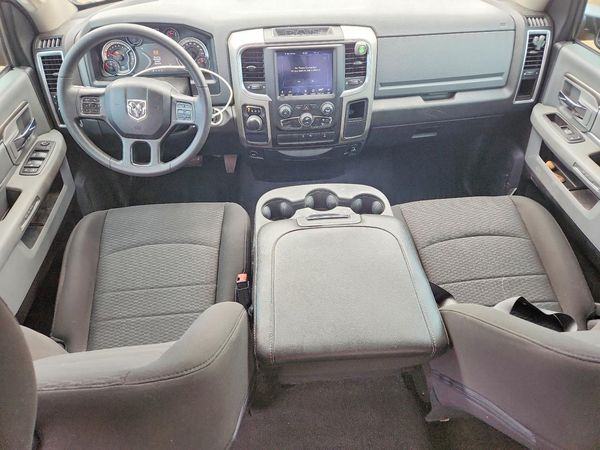 2020 RAM 1500 CLASSIC SLT