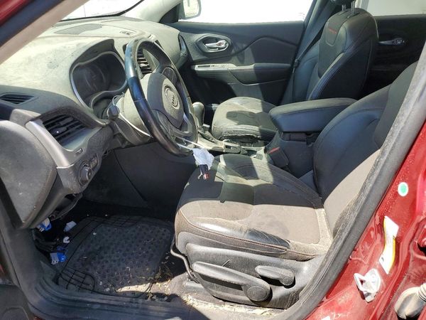 2016 JEEP CHEROKEE Trailhawk — DENT