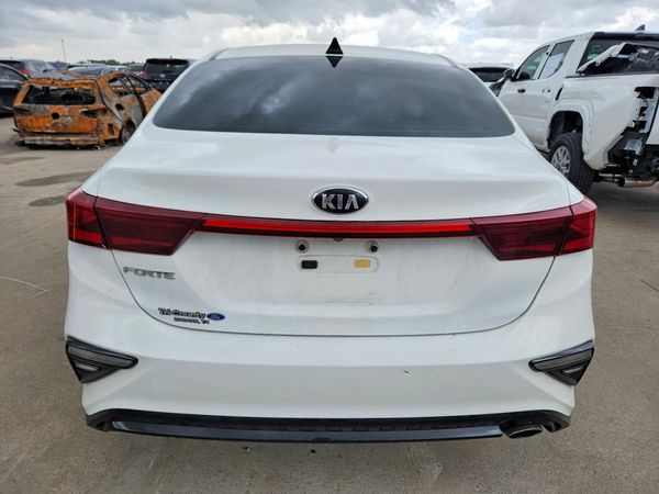 2021 KIA FORTE FE, LXS