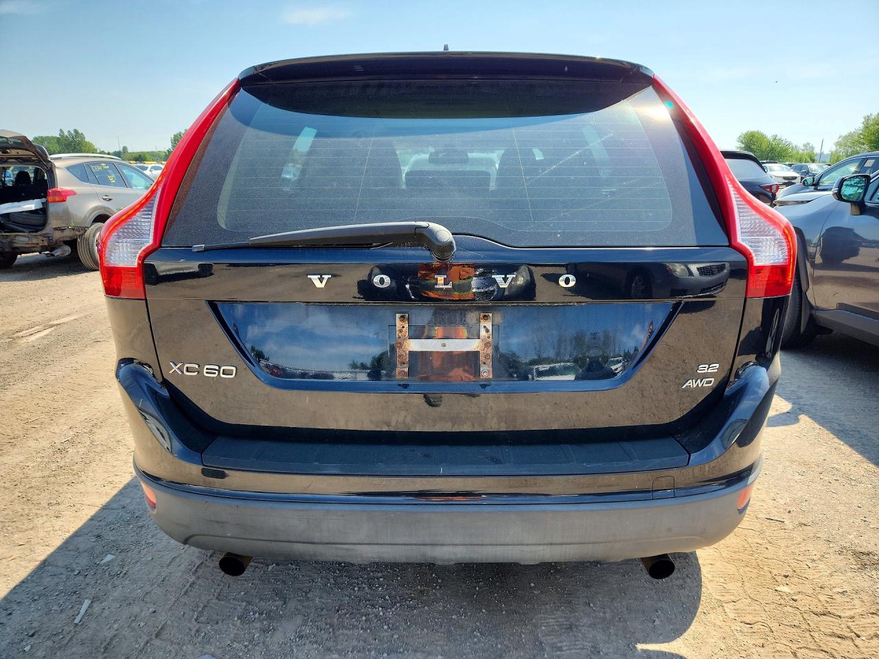 2010 VOLVO XC60