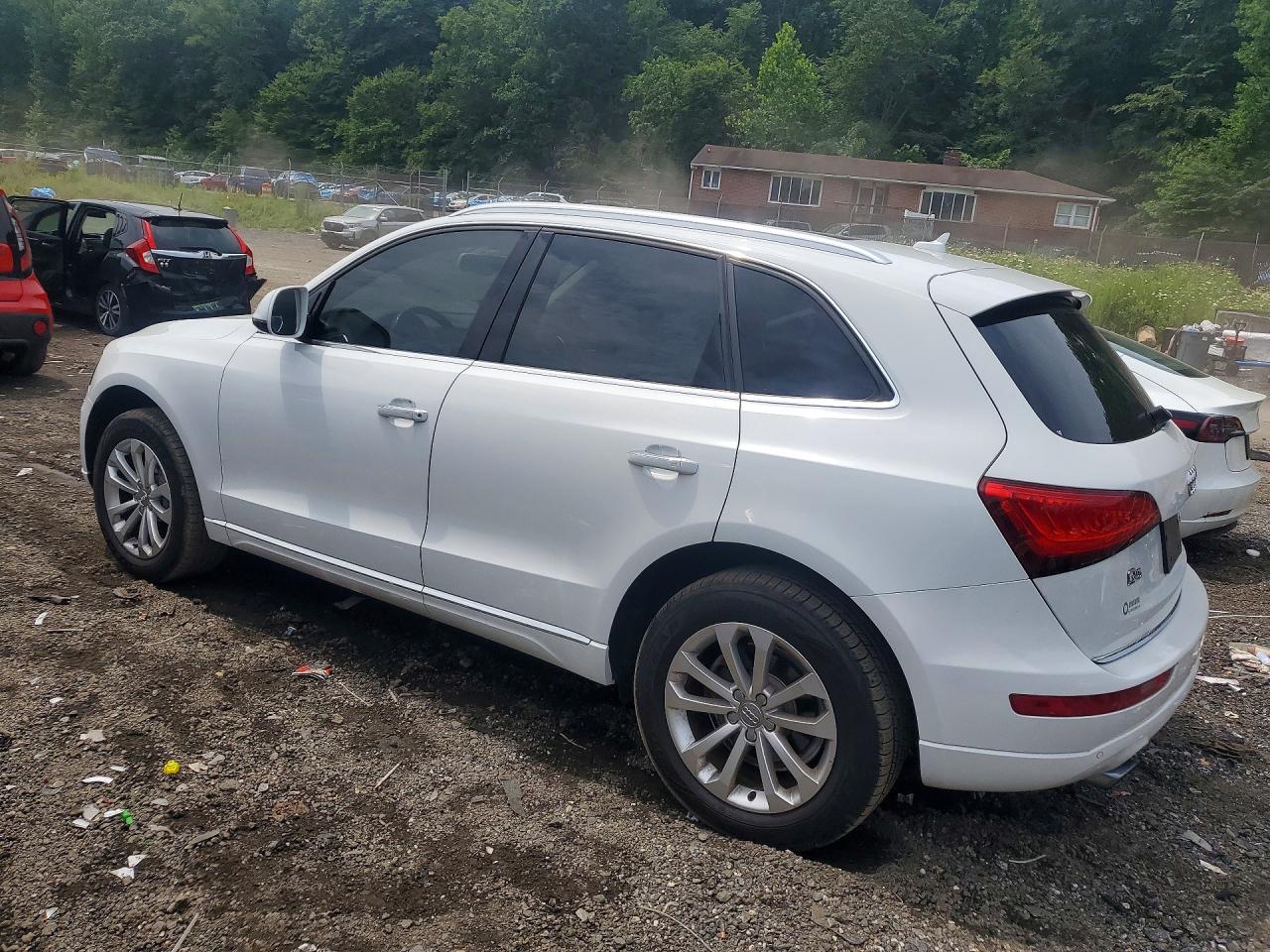 2016 AUDI Q5 quattro Premium Plus