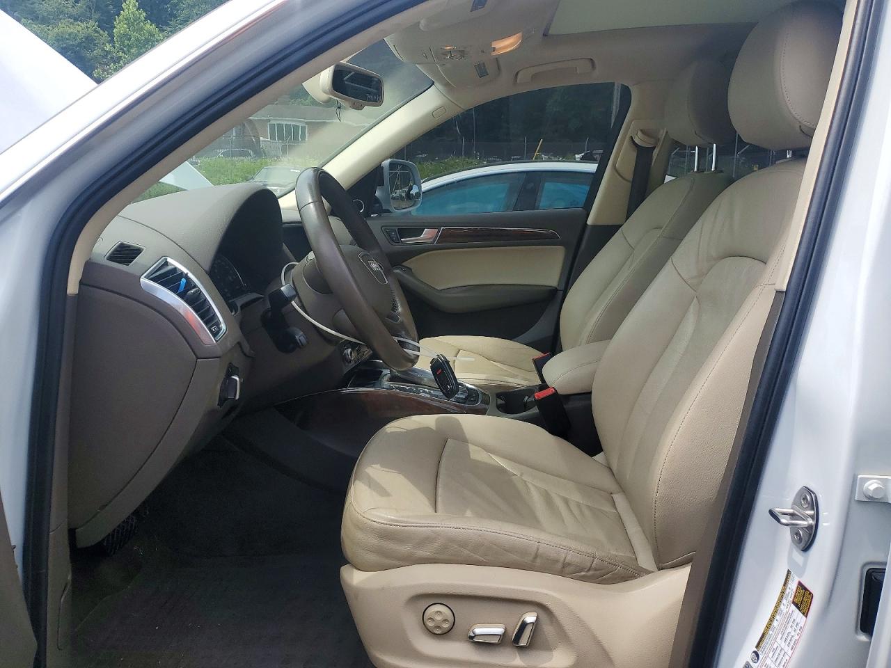 2016 AUDI Q5 quattro Premium Plus