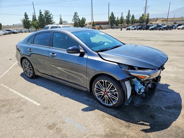 2024 KIA FORTE GT