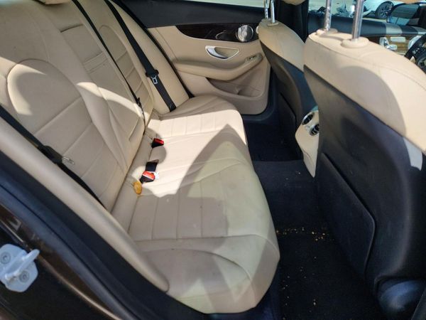 2015 MERCEDES-BENZ C Base