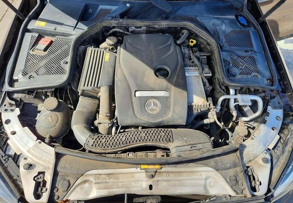 2015 MERCEDES-BENZ C Base