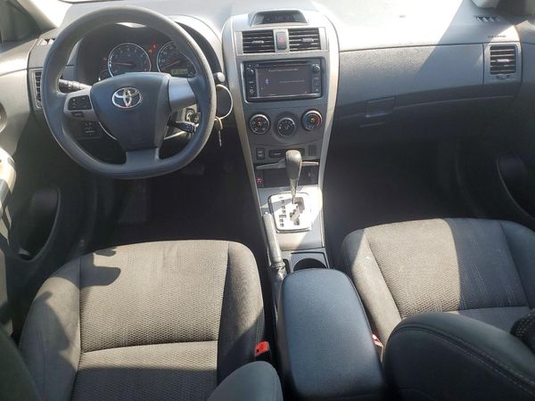2013 TOYOTA COROLLA