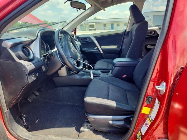 2016 TOYOTA RAV4 LE (X Grade)