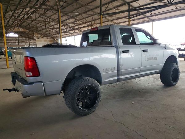 2015 RAM 1500 ST