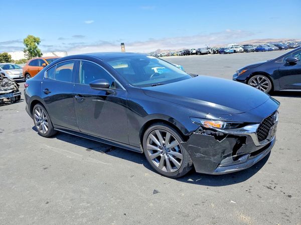 2024 MAZDA 3 Preferred Package