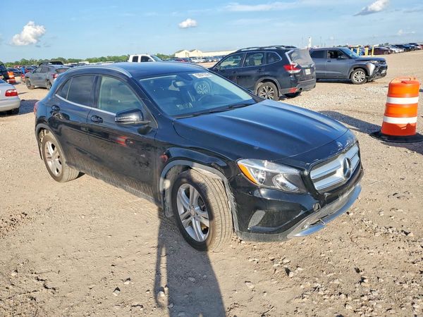 2015 MERCEDES-BENZ GLA GLA250 4-MATIC