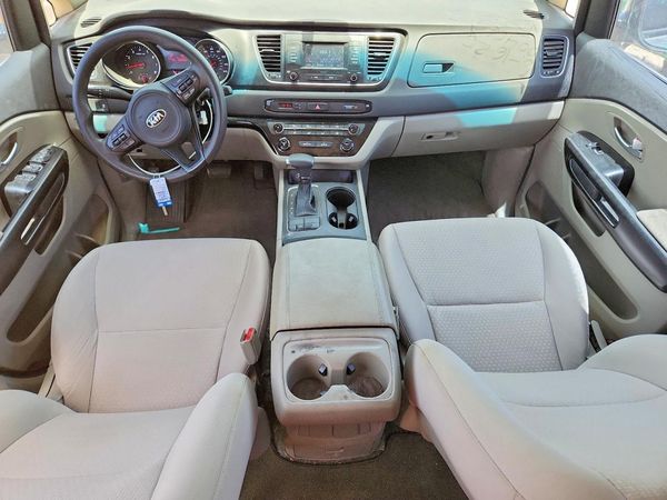2017 KIA SEDONA L