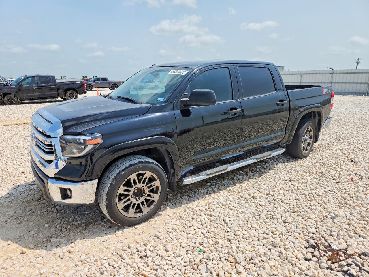 2016 TOYOTA TUNDRA SR5