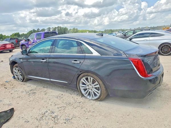 2019 CADILLAC XTS Luxury