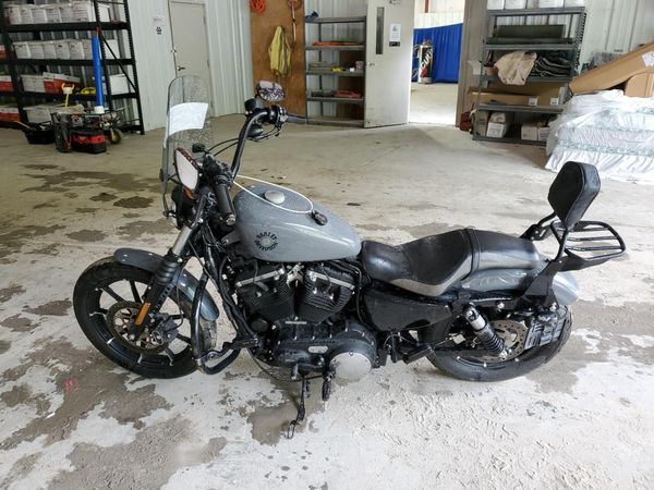 2022 HARLEY-DAVIDSON XL883