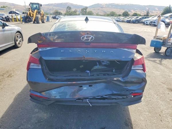 2021 HYUNDAI ELANTRA SE