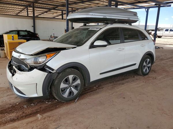 2017 KIA NIRO