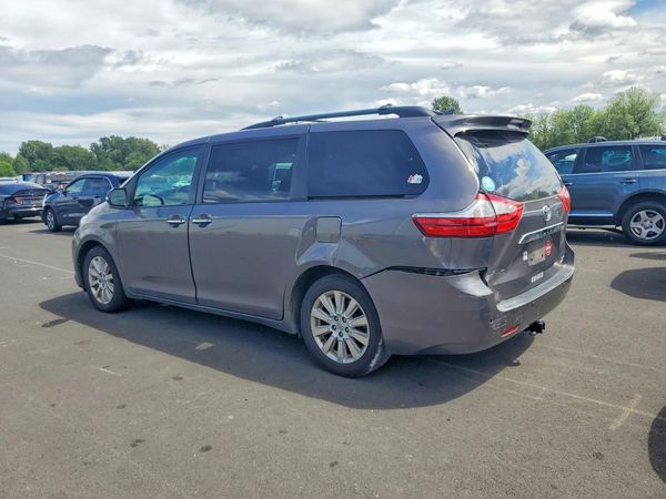 2015 TOYOTA SIENNA