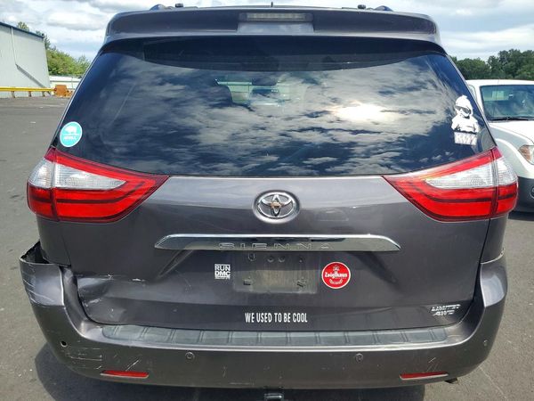2015 TOYOTA SIENNA