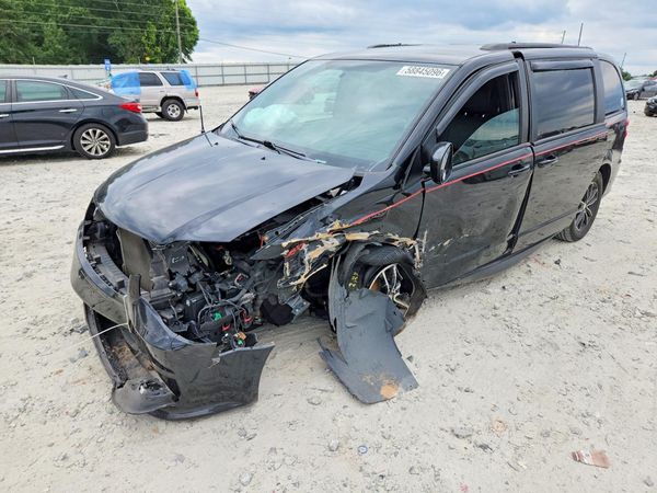2018 DODGE CARAVAN GT (US), GT FWD (Can) — Front 3/4