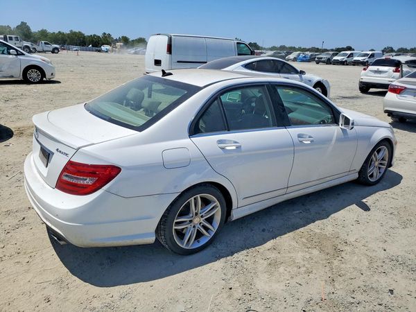2013 MERCEDES-BENZ C C300