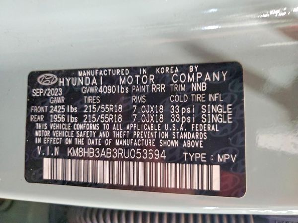 2024 HYUNDAI KONA SE