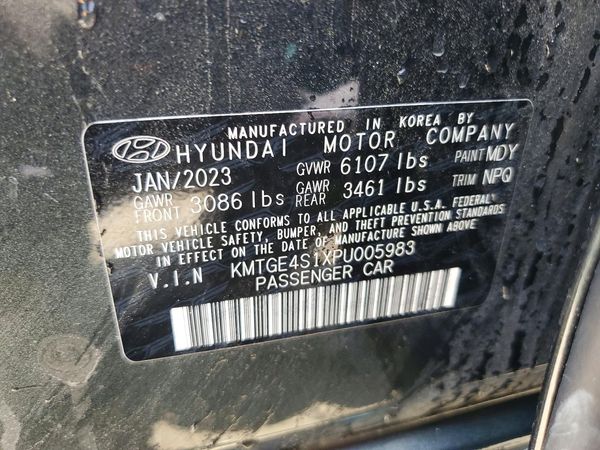 2023 GENESIS ELECTRIFIED G80