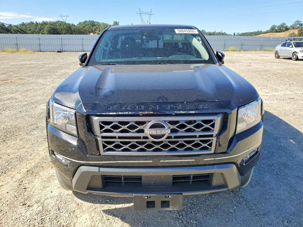 2022 NISSAN FRONTIER Crew Cab