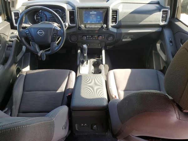 2022 NISSAN FRONTIER Crew Cab