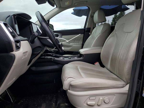 2023 KIA SORENTO