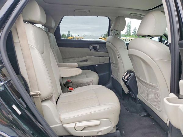 2023 KIA SORENTO