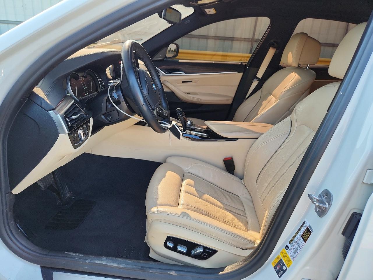 2018 BMW 530E