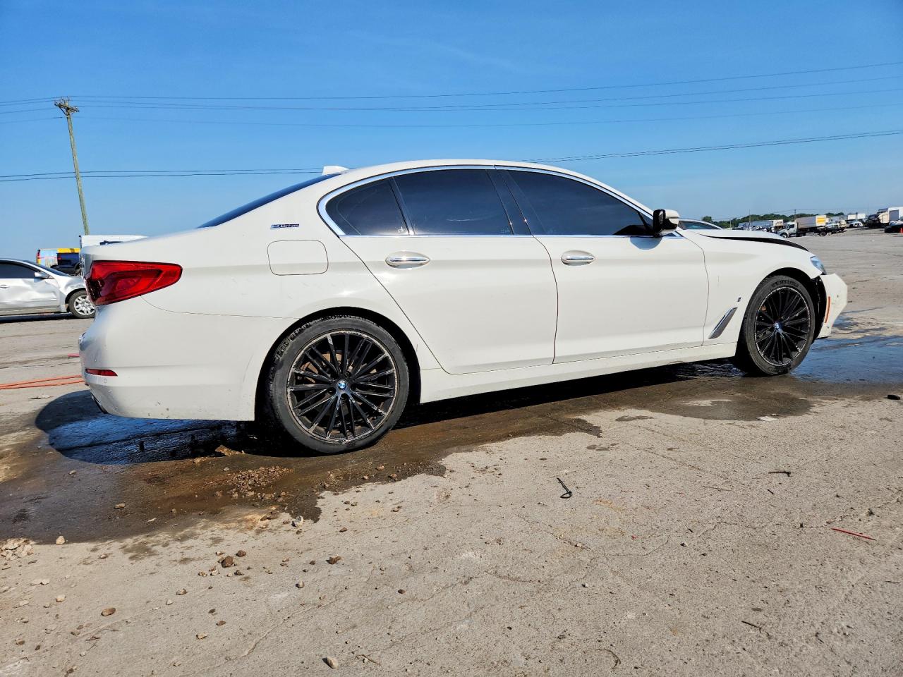 2018 BMW 530E