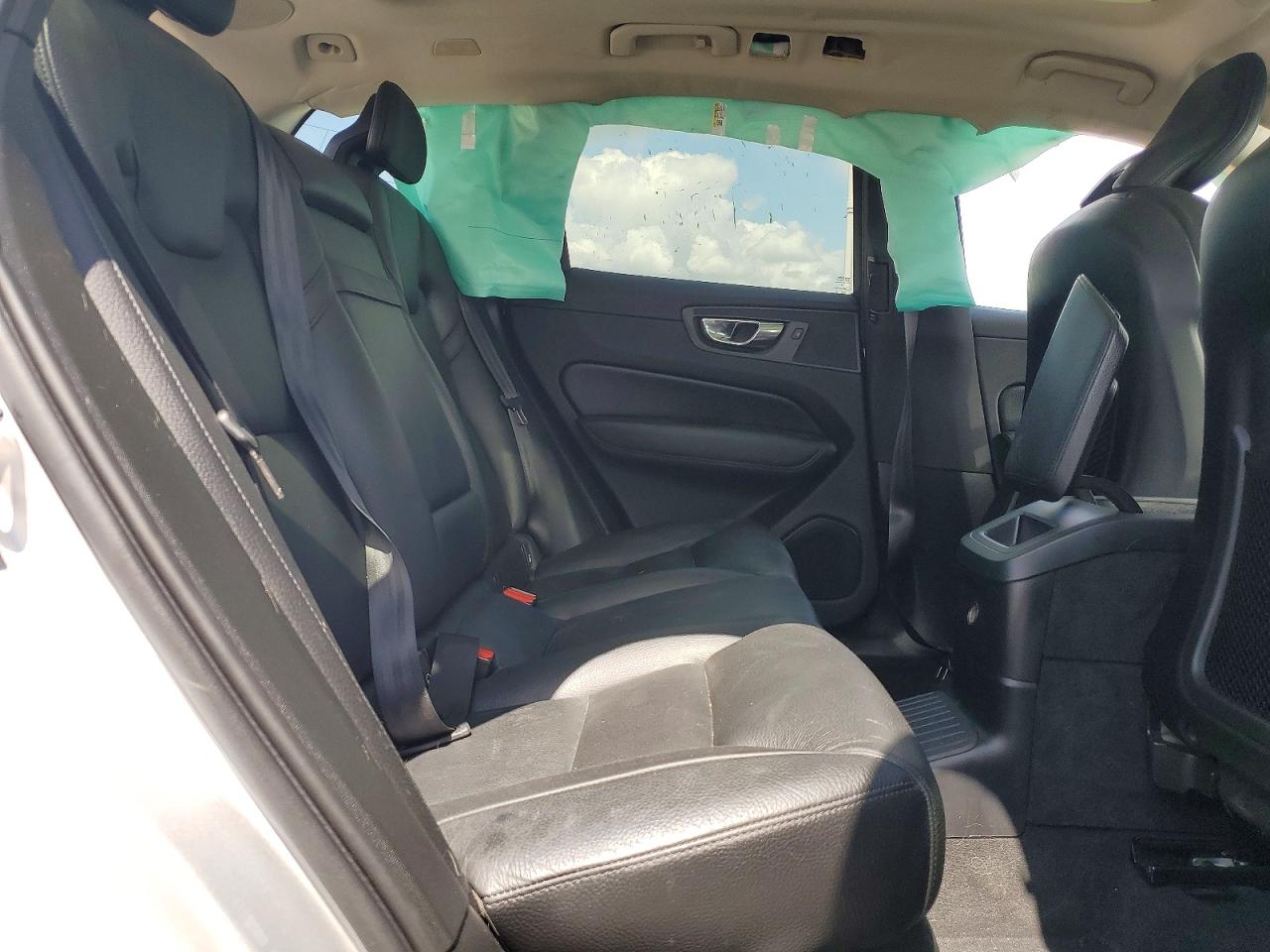 2019 VOLVO XC60 Inscription