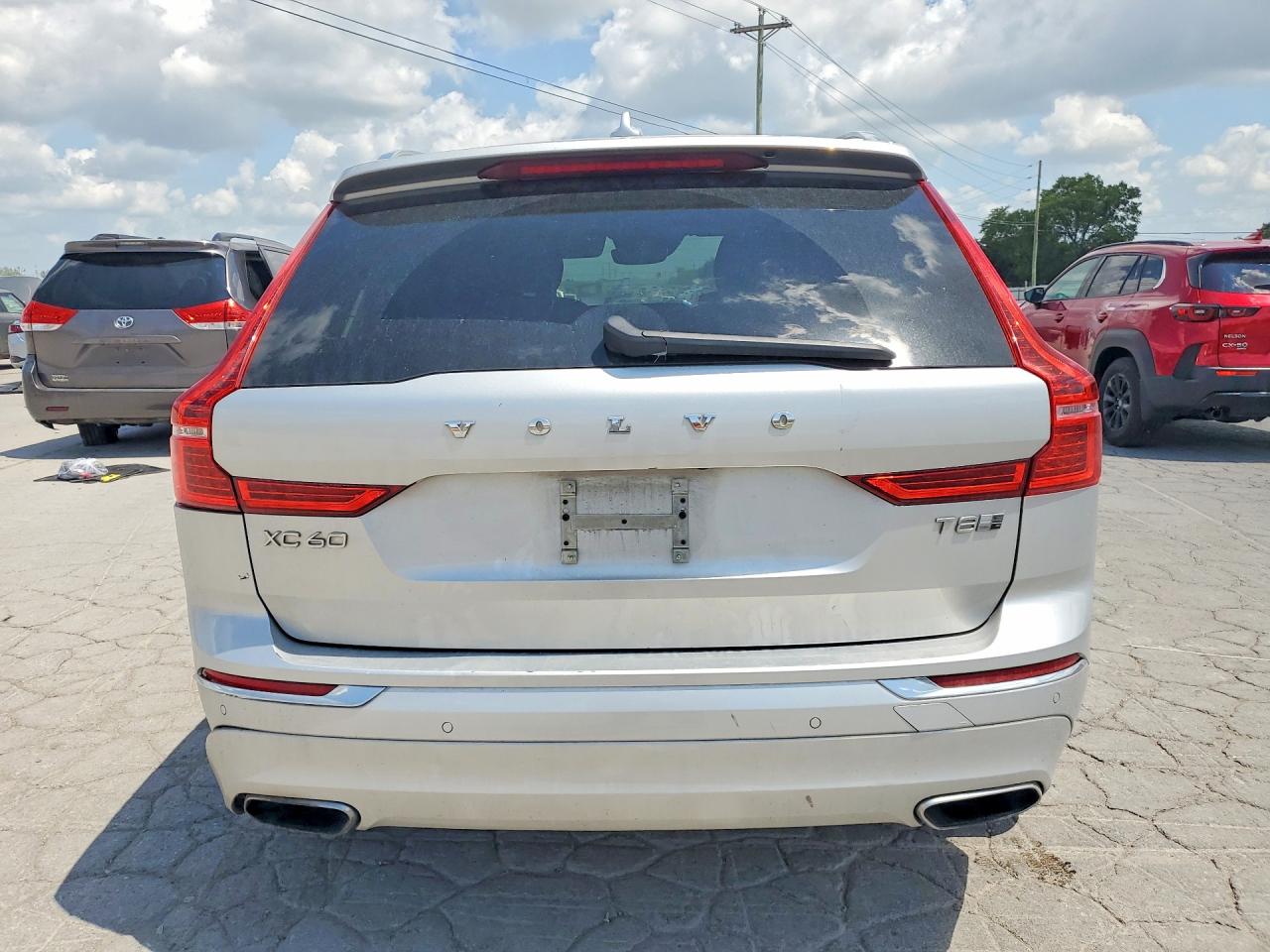 2019 VOLVO XC60 Inscription