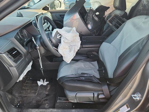 2023 NISSAN ROGUE S — DENT