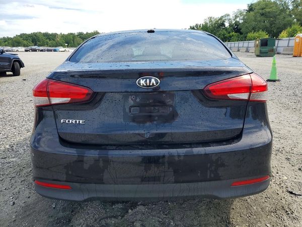 2017 KIA FORTE LX Base