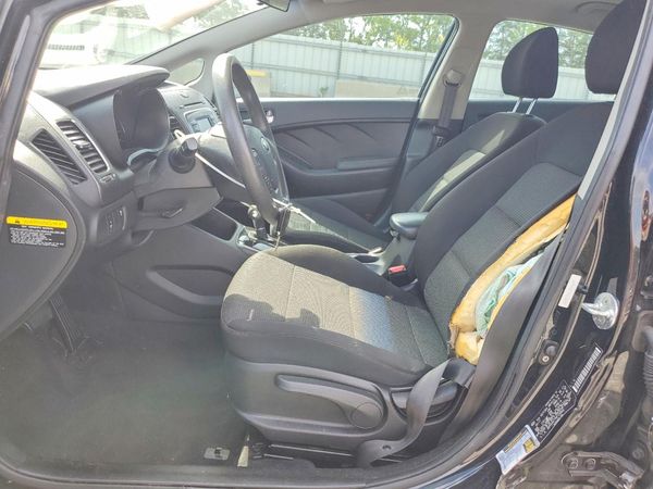 2017 KIA FORTE LX Base
