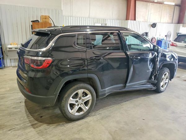 2023 JEEP COMPASS North, Latitude