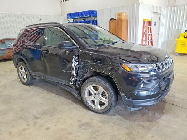 2023 JEEP COMPASS North, Latitude