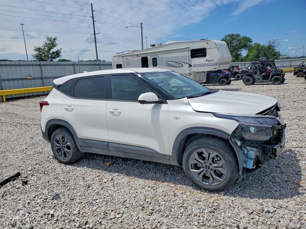 2025 KIA SELTOS LX