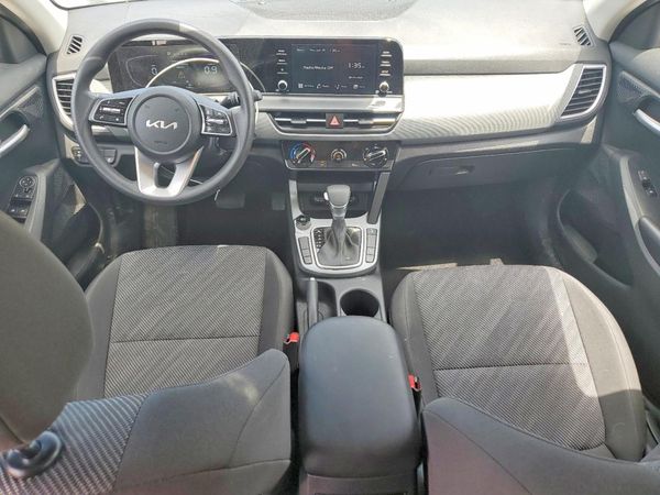 2025 KIA SELTOS LX